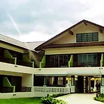 Golden Sand Beach Resort