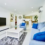 Luxurious Apartment On Jomtien Beach Road