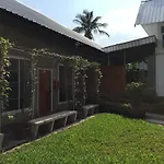 Zan Pla Nade Guesthouse