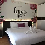 Pantharee Resort