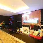 Baramee Hip Hotel