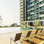 Lumpini Parkbeach Pattaya Pool View