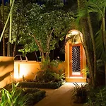 Sazana Villa Resort