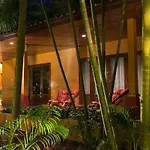 Sazana Villa Resort