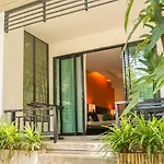 Sunrise Tropical Resort