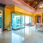 Les Palmares Villas