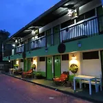 Naruncha Green House