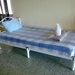 Beachspot Hostel And Restaurant (Adults Only)