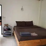 Happy House - Ban Saen Suk