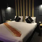 Phi Phi Sea And Hill Resort