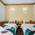 Boom Forest Hotel