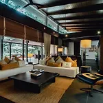 Wanakarn Beach Resort & Spa