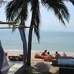 Sun Beach Bungalows