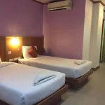 Hawaii Patong Hotel