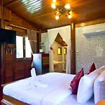 Bueng Bua Thong Resort