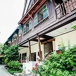 Sea Garden Hostels
