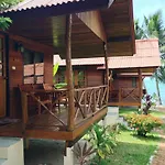 Dome Lay Beach Resort