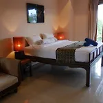 4 Bedroom Villa On Beachfront Resort - Tg43