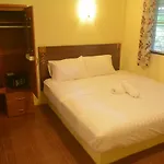 M&M Guesthouse