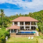 Peerapat Villa