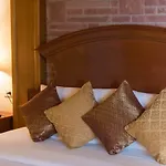 Lanta Casuarina Beach Resort - Sha Plus