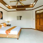 4 Bedroom Villa On Beachfront Resort - Tg44