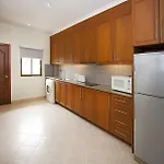 Avoca Pool Villas