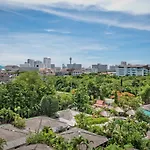 Sea View Apartment In Laguna Beach Resort