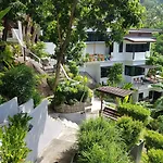 Balcony Villa