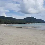 Lanta Fevrier Resort