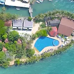 Coral Resort