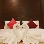 Baan Veerakit Hotel