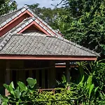 Sawasdeepai River Resort
