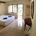 Best House Guesthouse Lanta