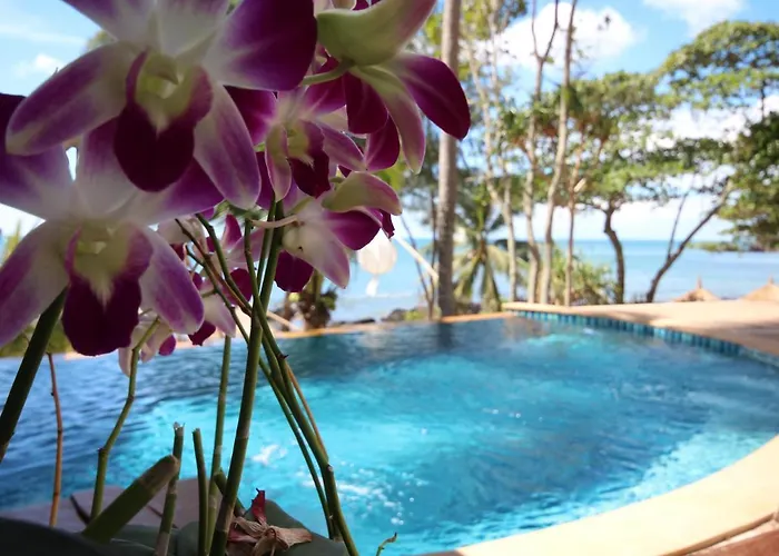 Coco Cape Lanta Resort - Sha Extra Plus