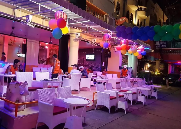 Doubleshot Guesthouse Jomtien