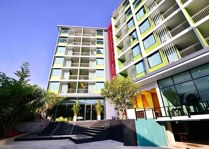 Lakkhana Poolside Resort
