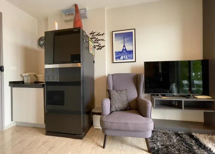 The Base Deluxe Kingsize