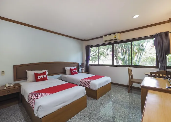 Oyo 859 Golden Land Hotel