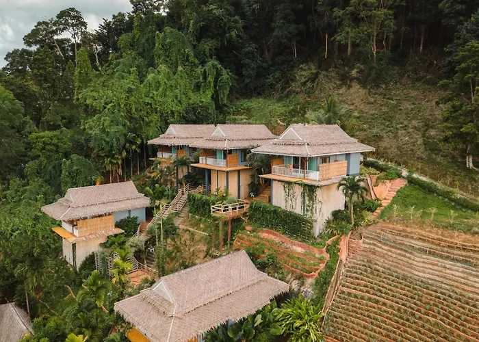 Baan Phuvara Retreat - Romantic Jacuzzi Mountain View Villas