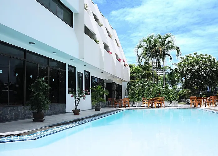 Bangsaen Villa Hotel