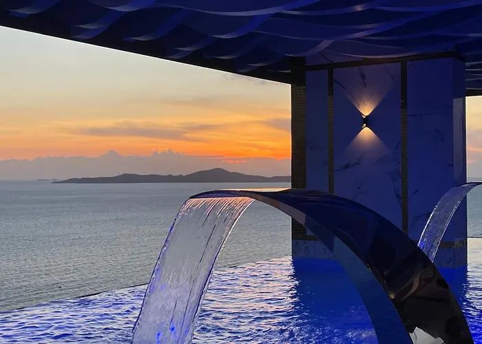 Copacabana Jomtien Luxury Residence & Yahaha