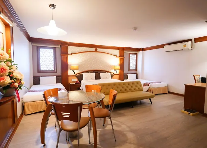 Sakol Hotel