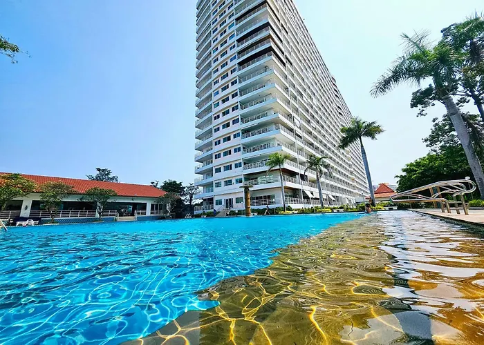 View Talay 5 Jomtien Beachfront