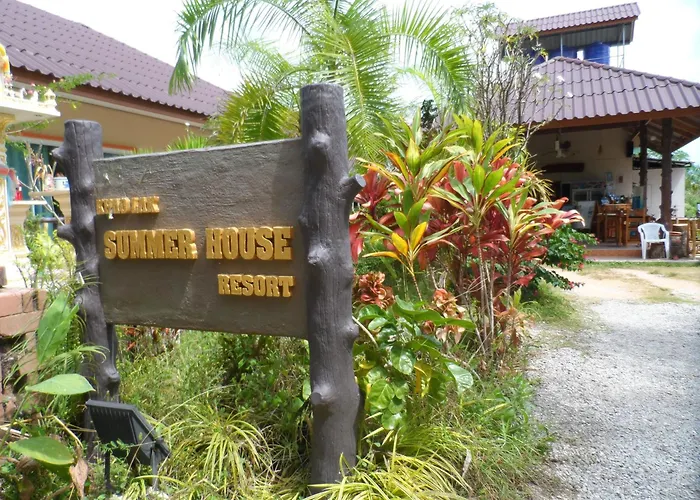 Khaolak Summer House Resort