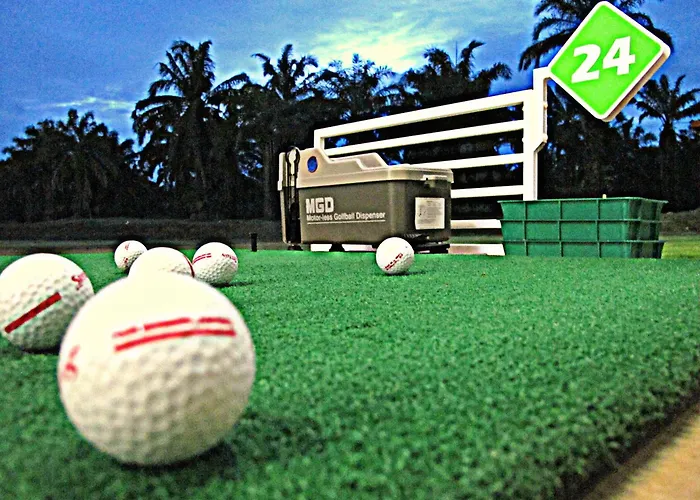 Palm Driving Range & Resort