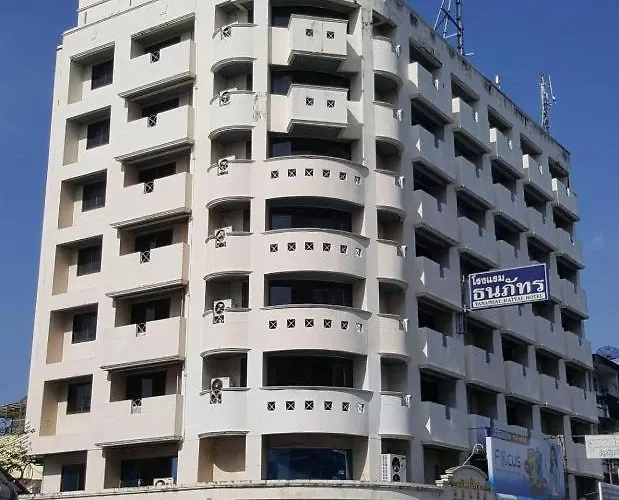 Tanaphat Hatyai Hotel