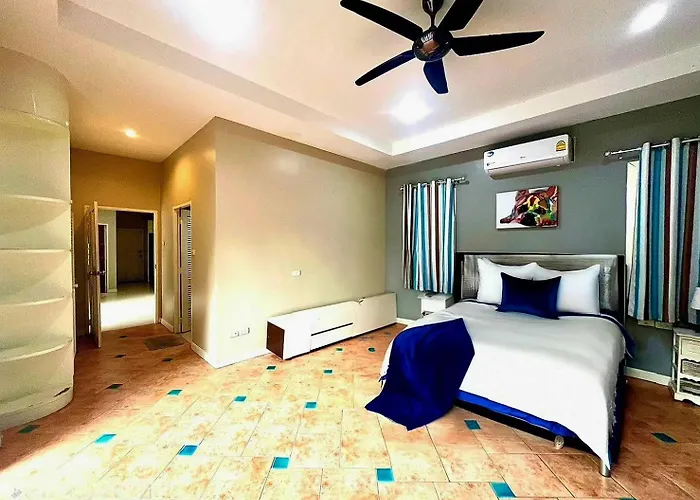 Pool Villa 5Bedroom Cosy Beach Pattaya Big Area Close To The Beach