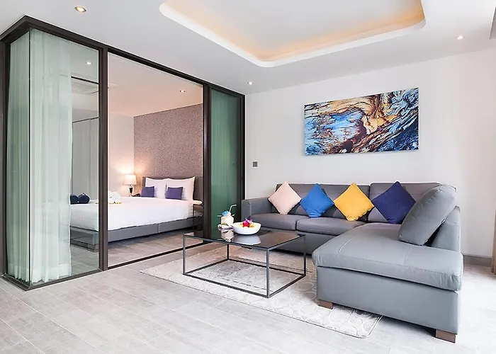 Partial Sea View Apartment Patong