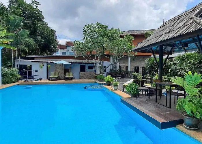 Phangan Paragon Hostel